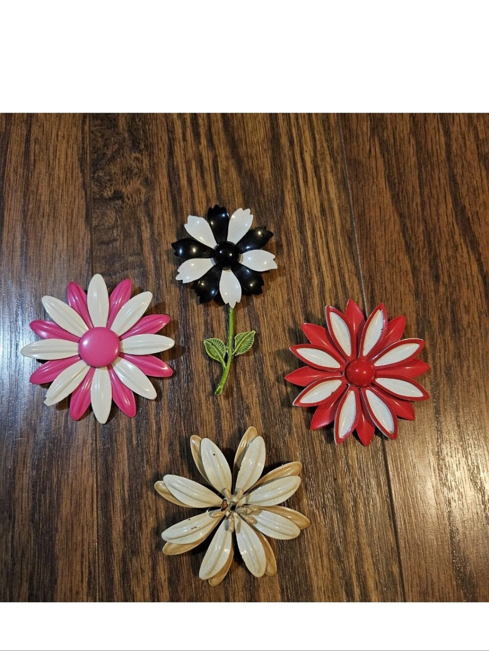 Vintage 1960s Mod Enamel Flower Brooch Pin Lot Of 4 Daisy Floral Costume Jewelry